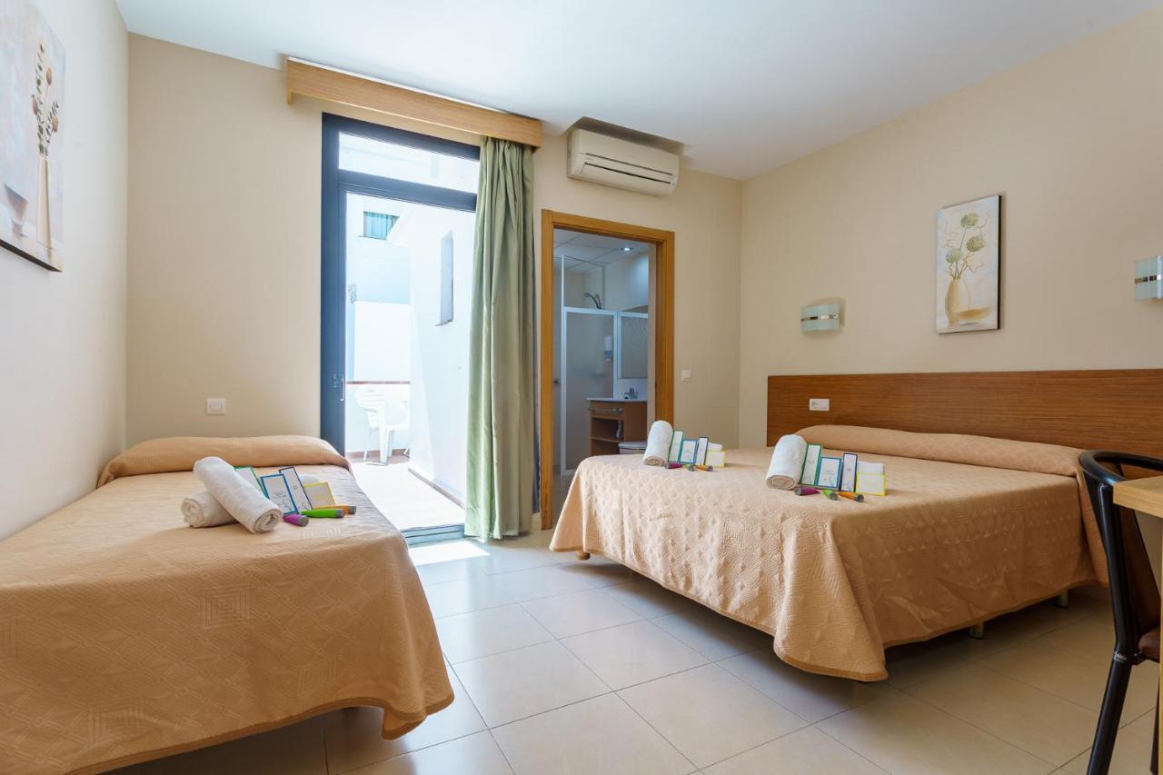 Hostal Costabella Powered By Faro Homes Фуенхірола Екстер'єр фото